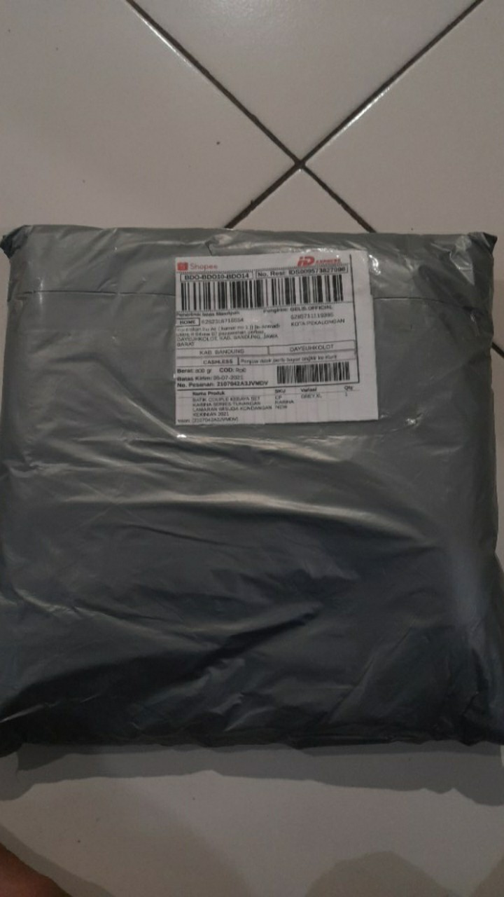 Batik Couple Kebaya Set Karina Series Tunangan Lamaran Wisuda Kondangan Kekinian 2021