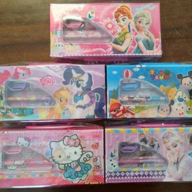 

Tepak Pensil Set ATK Kode 3D