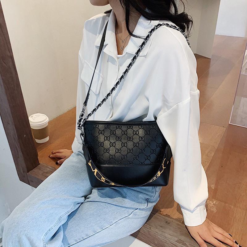 TAS SELEMPANG WANITA E5313 TAS IMPORT TAS FASHION TAS JAKARTA TERMURAH TAS GROSIRCODE