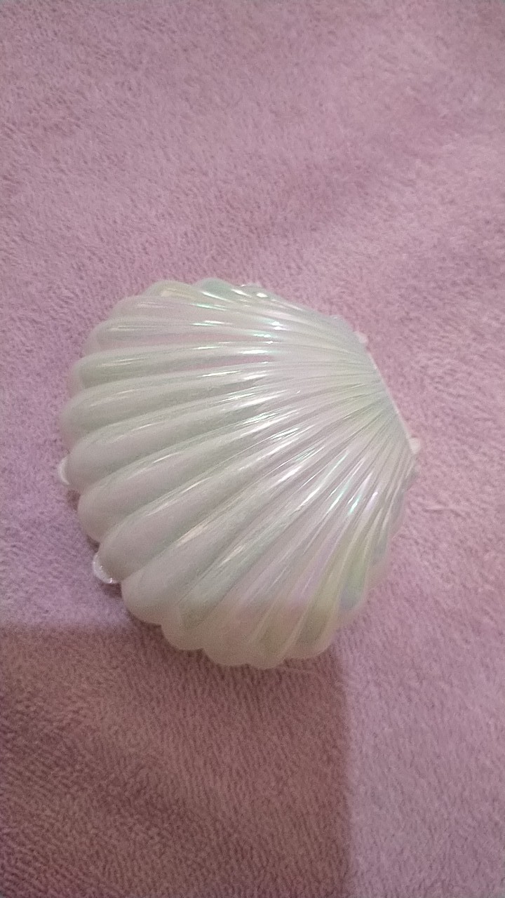 (iffarmerrtu) Kotak Penyimpanan / Organizer Perhiasan / Cincin / Kalung / Anting Bentuk Kerang