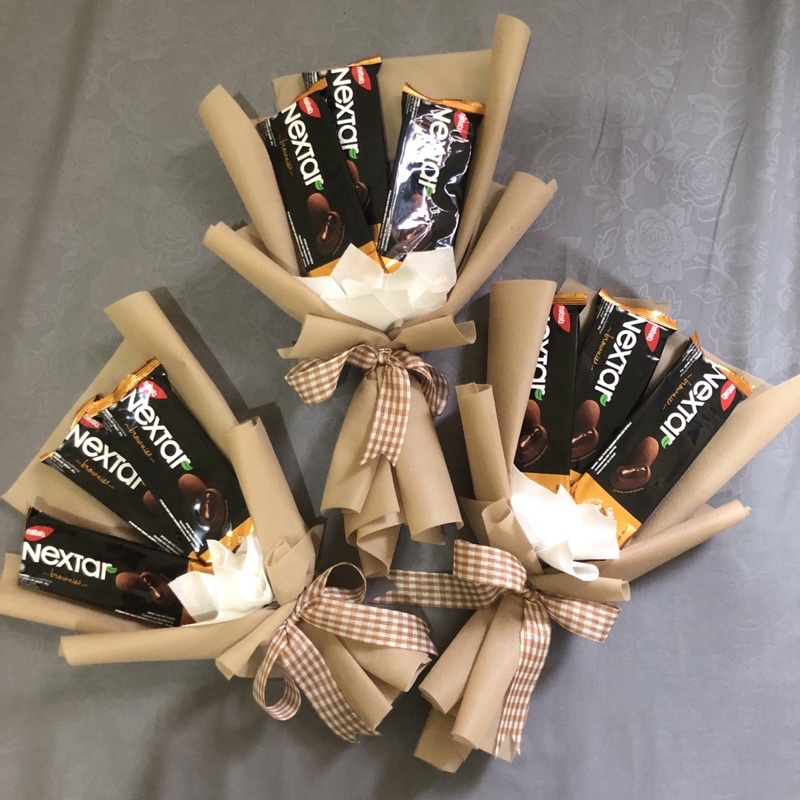 

BUKET SNACK MURAH / BUKET WISUDA / BUKET ULANGTAHUN (Wajib Check Out Kardus Packing)