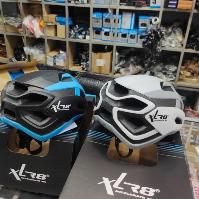 Helm Sepeda Roadbike XLR8 Type SIX