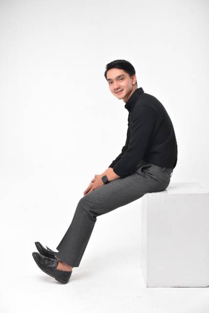 Mubeng - Celana Kantor Formal Slimfit Dark Grey