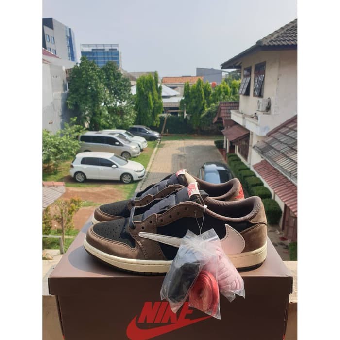 AJ 1 TRAVIS SCOTT LOW 100% Authentic Original