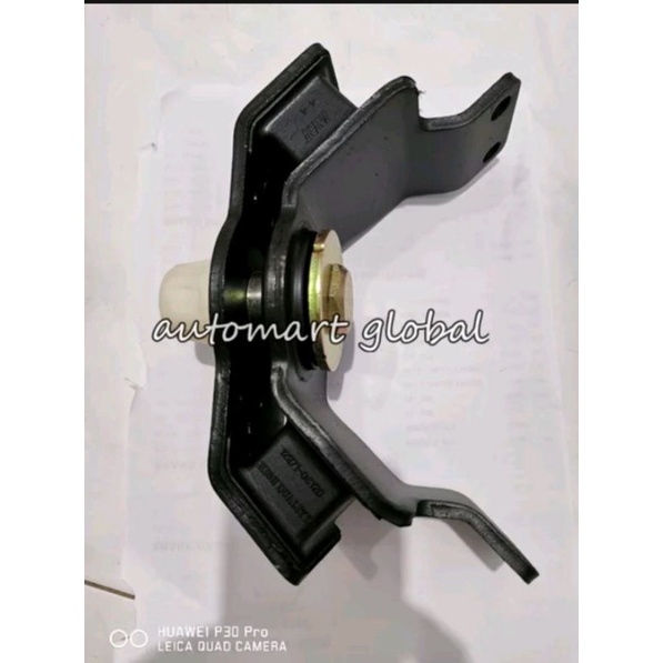 engine mounting belakang fortuner bensin 2.7 hilux vigo rbi