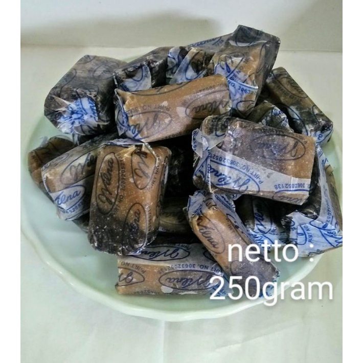 

dodol Garut/cemilan/oleh oleh Bandung/dodol enak/dodol murah/cemilan enak/oleholeh asli garut 250gr