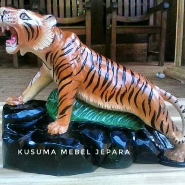 Jual Patung Macan Harimau Finishing Warna Realis Jingga Kayu Jati Solid