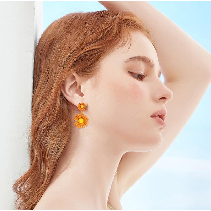 925 jarum perak little Daisy stud anting-anting bunga anting-anting perempuan Korea anggun online in