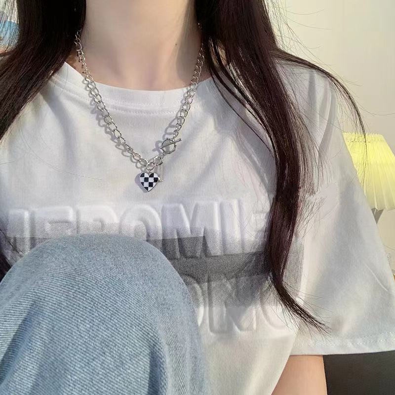 AY(CN) Kalung Rantai Choker Bentuk Hati Motif Kotak-Kotak Warna Silver Gaya Korea Untuk Wanita