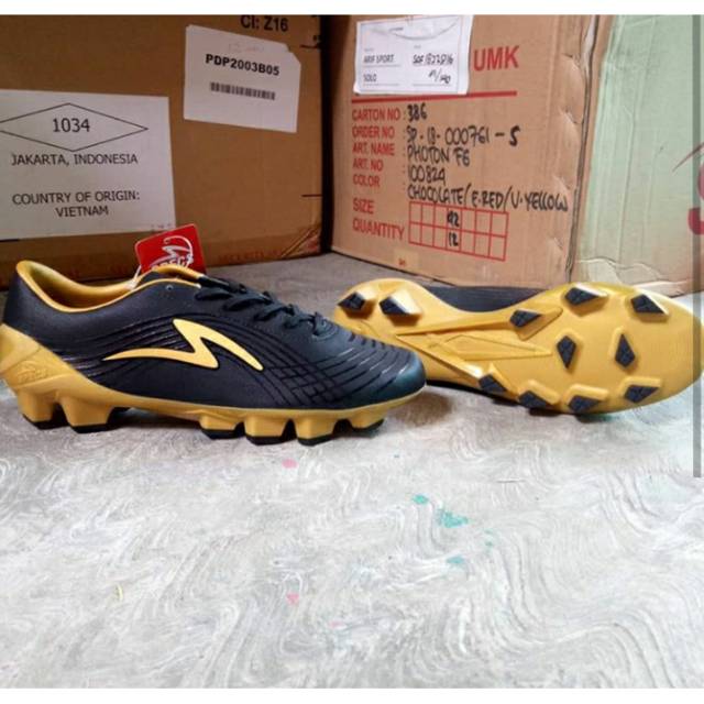 Specs Accelerator Infinity 19 Black FG