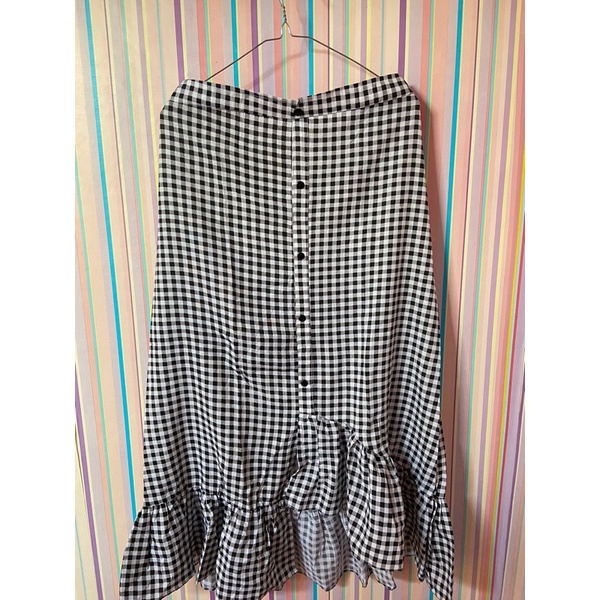 PRELOVED - ROK PUTIH HITAM KOTAK - KOTAK