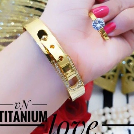 Titanium gelang dan cincin wanita fhj45