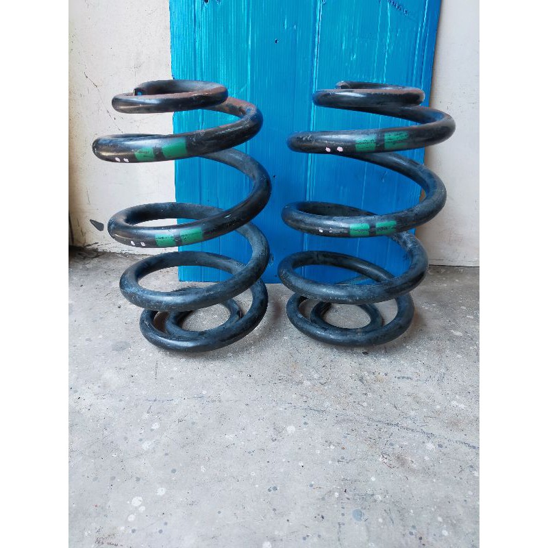 per spiral BMW E46 belakang bisa di aplikasikan Avanza Xenia rush terios