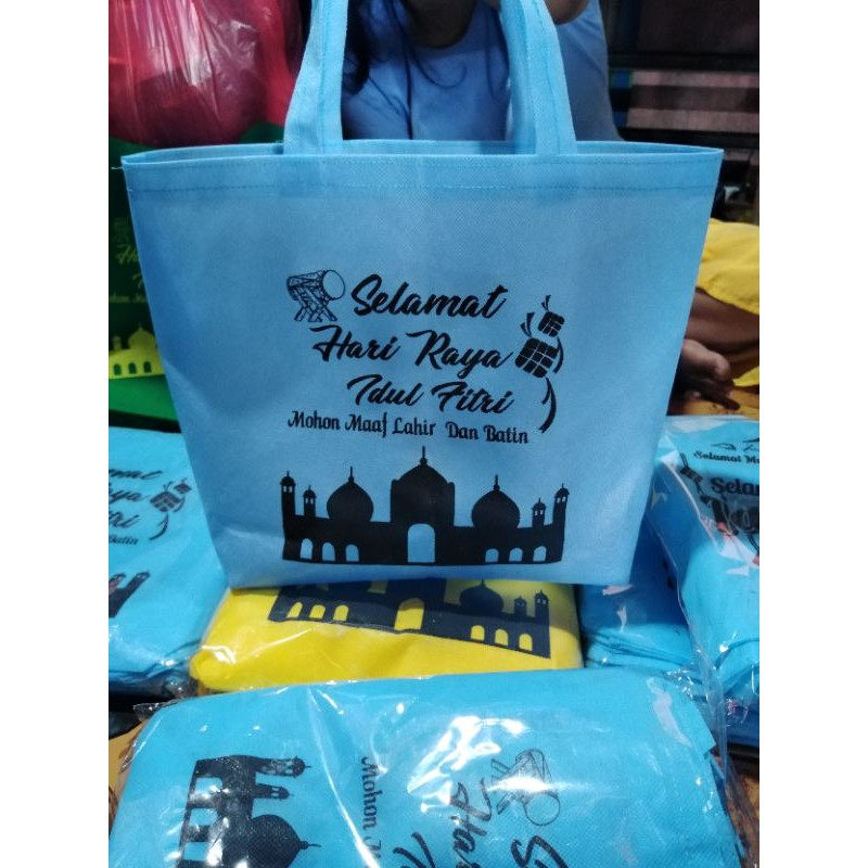 

TAS SOUVENIR HAJATAN ULTAH TERBARU TERMURAH BERKUALITAS