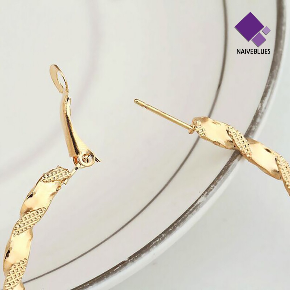 Anting Juntai Bentuk Lingkaran Besar Untuk Wanita