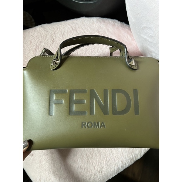 Tas Fendi Btw Medium Green Original Sling Bag (Bag only)