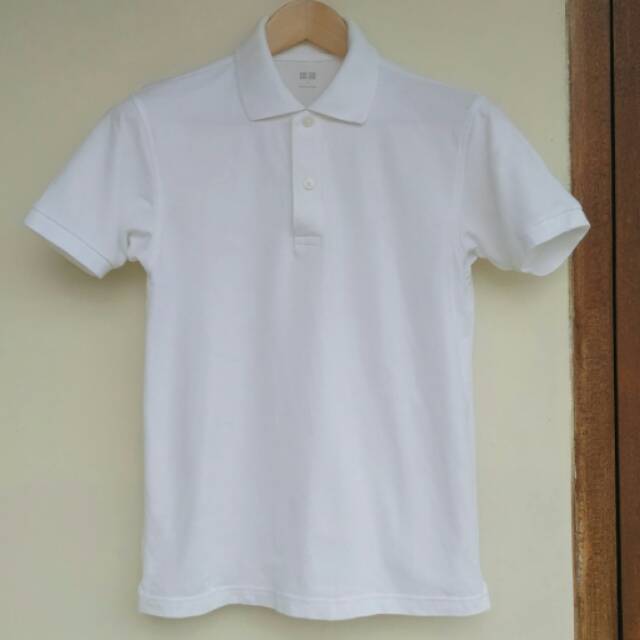 Kaos Poloshirt Cowok - Kaos Kerah Pria UNIQLO Original.