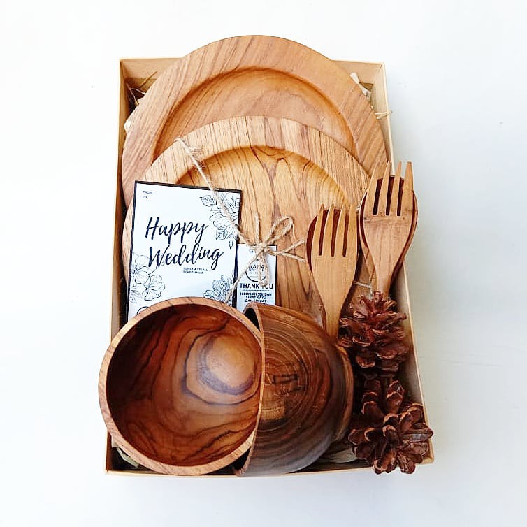 

KADO PERNIKAHAN LEBARAN HAMPERS NIKAHAN WEDDING GIFT SOUVENIR IDUL FITRI PARCEL LEBARAN