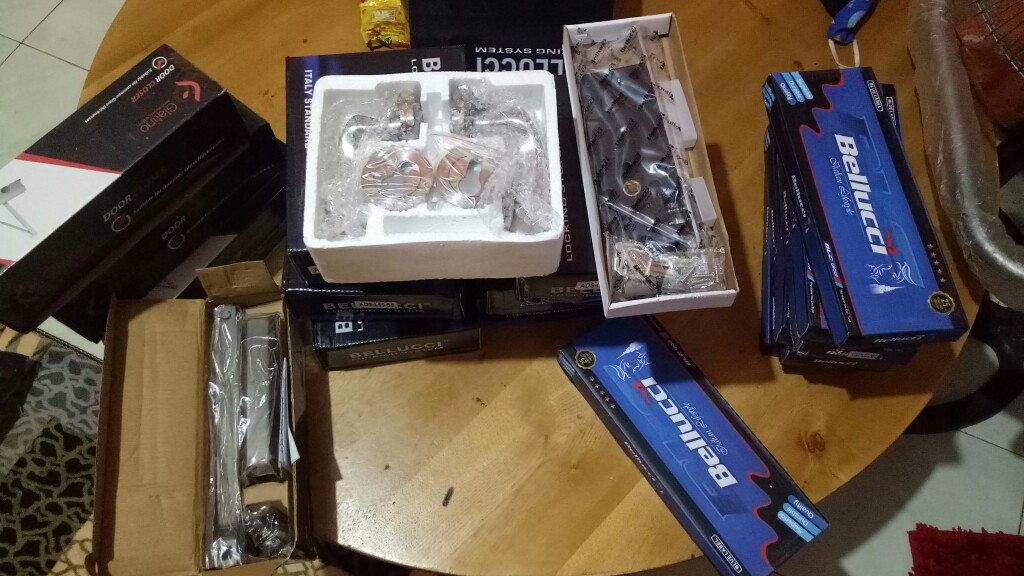 1 Set Kunci Pintu Bellucci / Lever Set Bellucci L66 / Handle Pisah Bellucci Stainless / Kunci Pisah