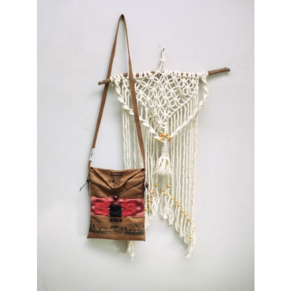 Tas Selempang Gypsy Rajahan