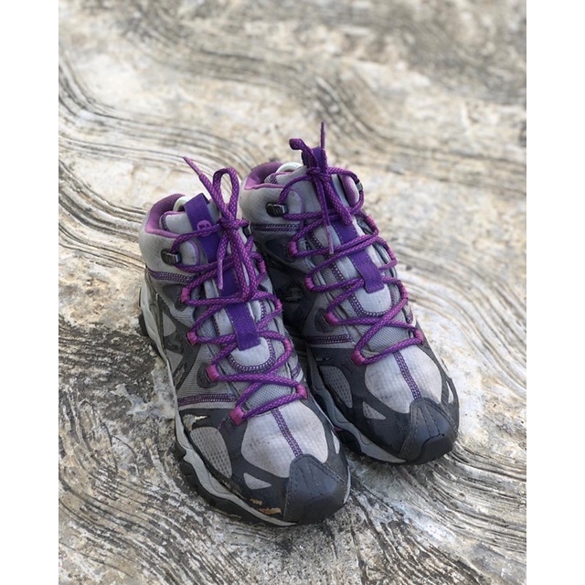 Sepatu gunung second original merrell