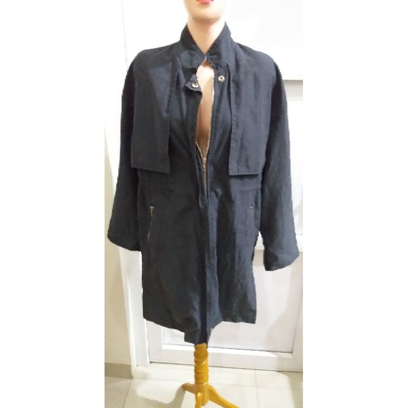 PL(Preloved) Jaket Hitam