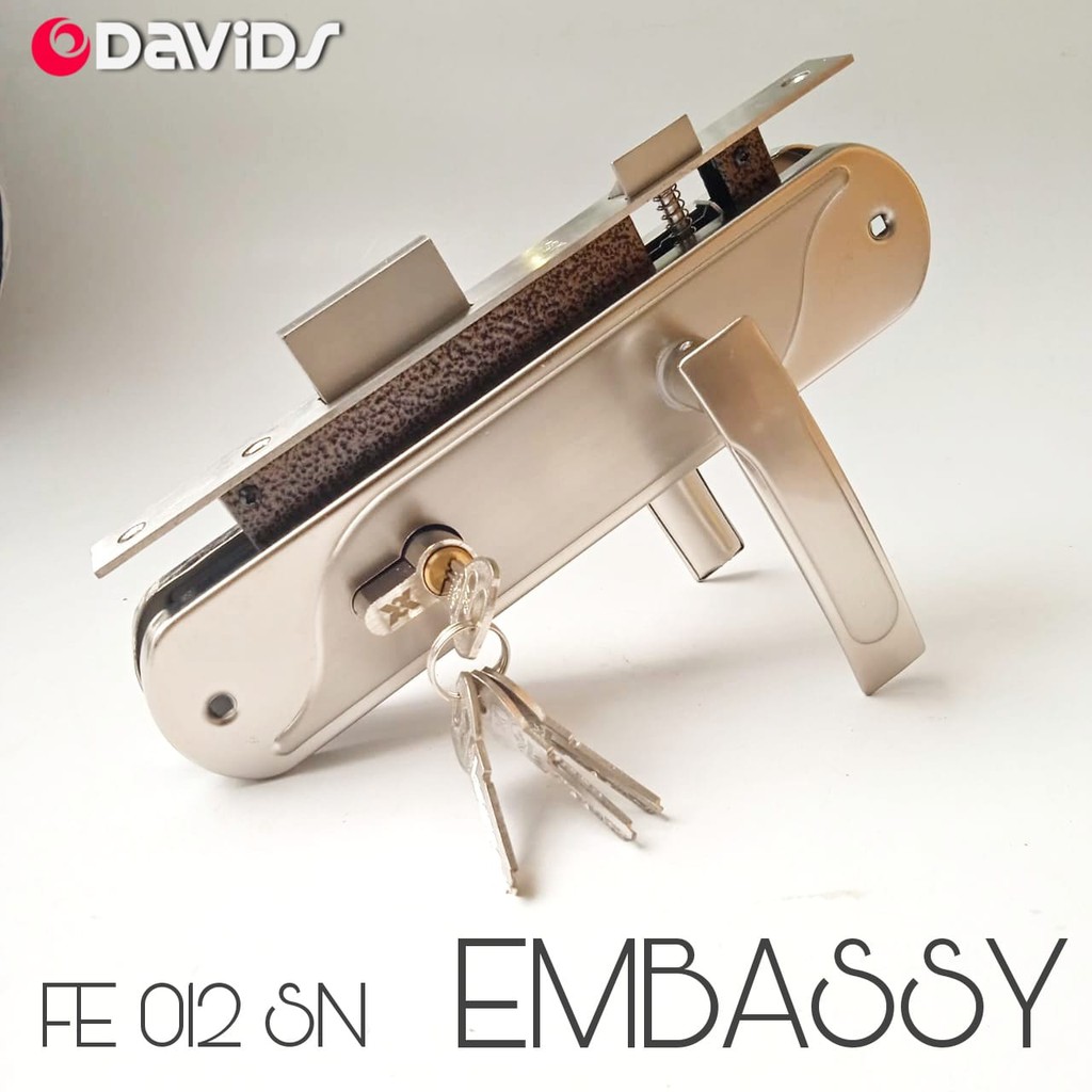 Handel Slot Gagang Kunci Pintu Rumah Besar