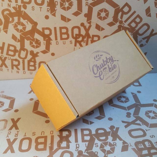 

Box kue / brownies uk. 20x10x10