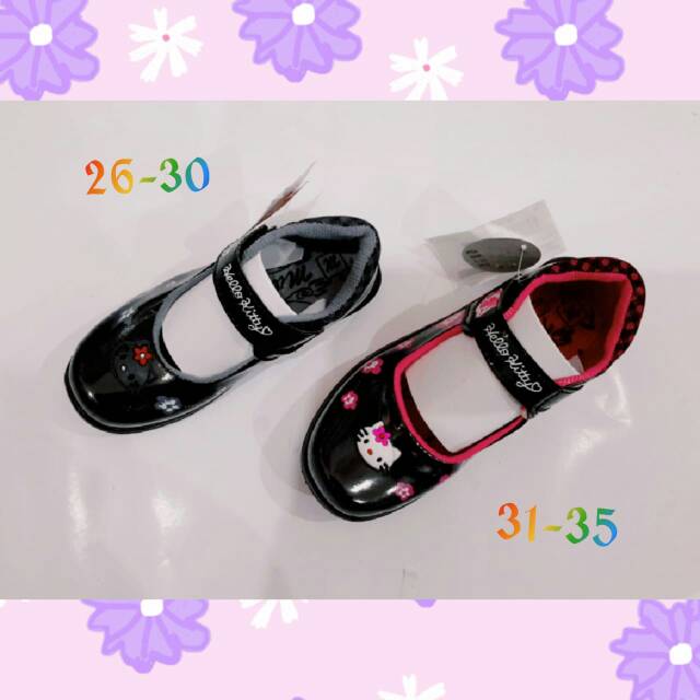 Sepatu hello kitty