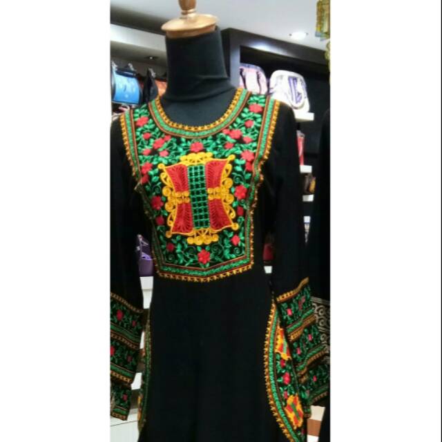 Abaya Bordir Motif Pinto Aceh
