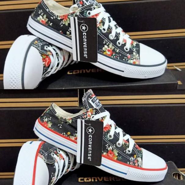 sepatu converse motif bunga