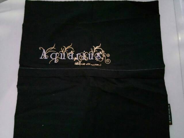 Sarung bantal sofa / cushion 38 x 38 cm , Zodiak