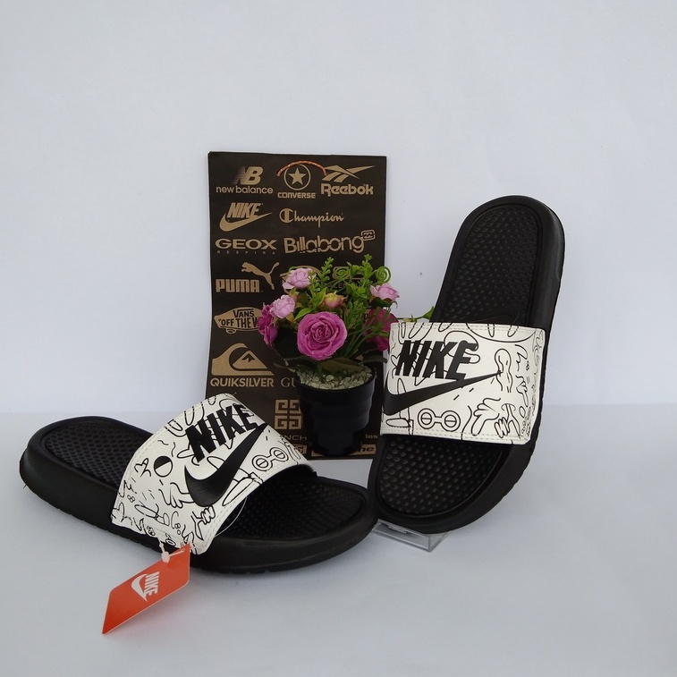 Harga sandal nike wanita motif Terbaru Okt 2024 BigGo Indonesia