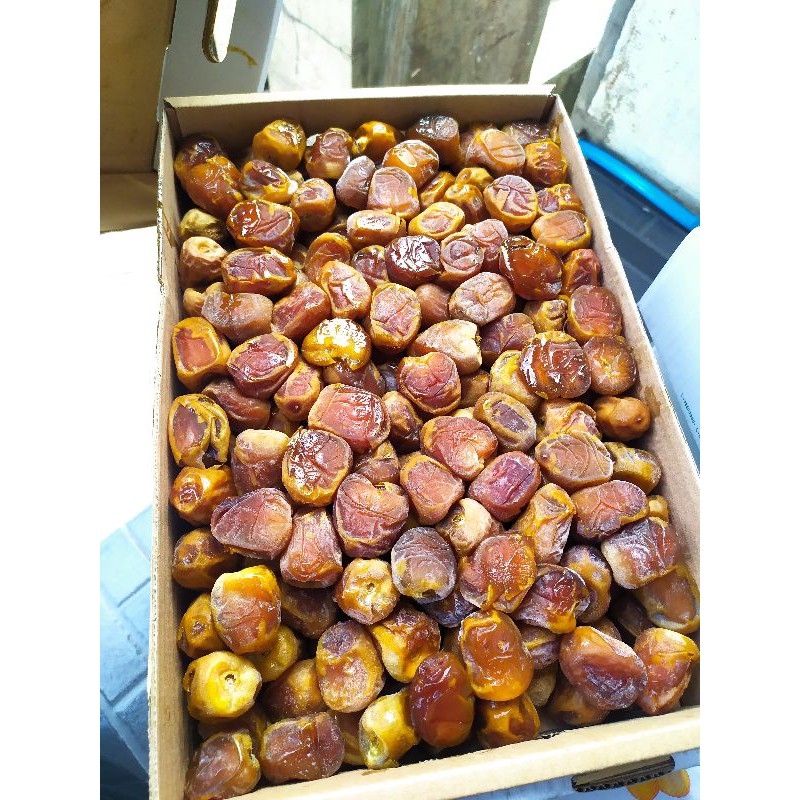 

Kurma Sukari / Ruthob Basah / Kurma Madu DUS isi minimal 3kg / Kurma Sukari Basah / Kurma Raja