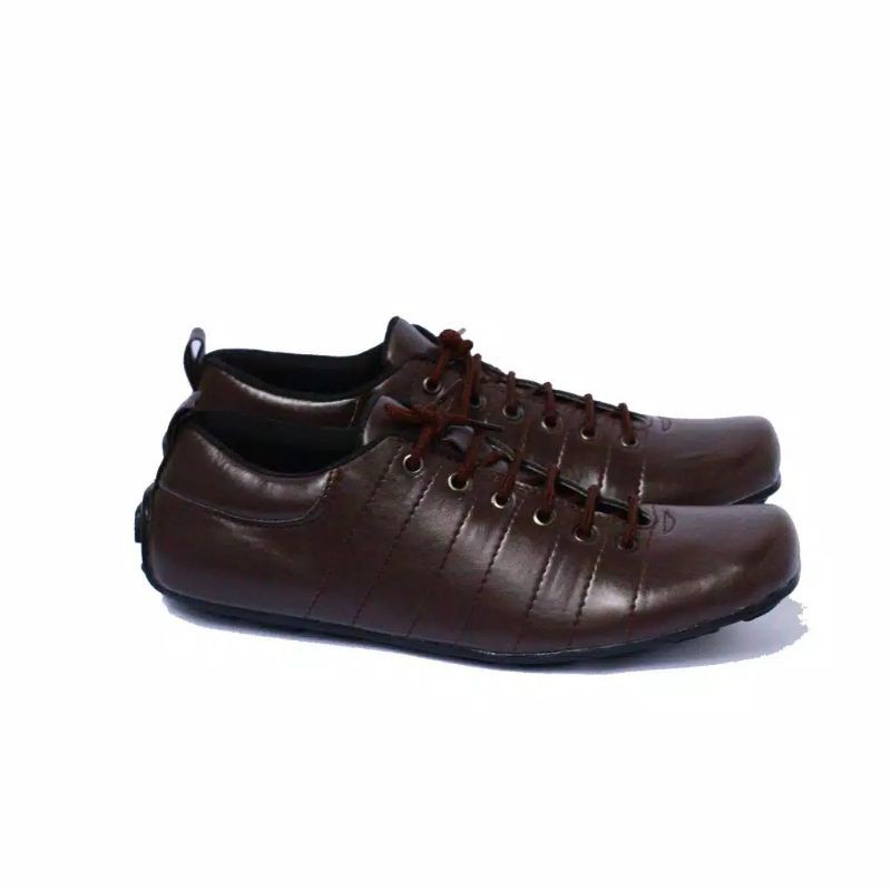 sepatu kasual model