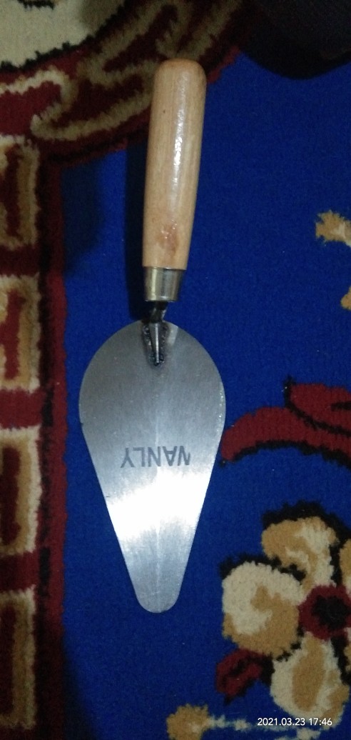 Sendok Tembok Semen Lancip 6” 6 Inci Eiffel / Sendok Aduk Semen