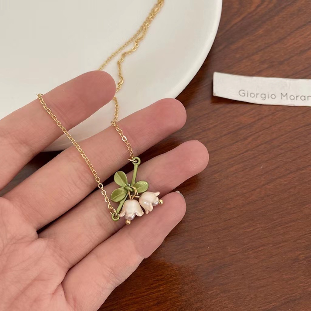 Anting Kait Gantung Desain Bunga Hias Mutiara Gaya Simple Untuk Wanita
