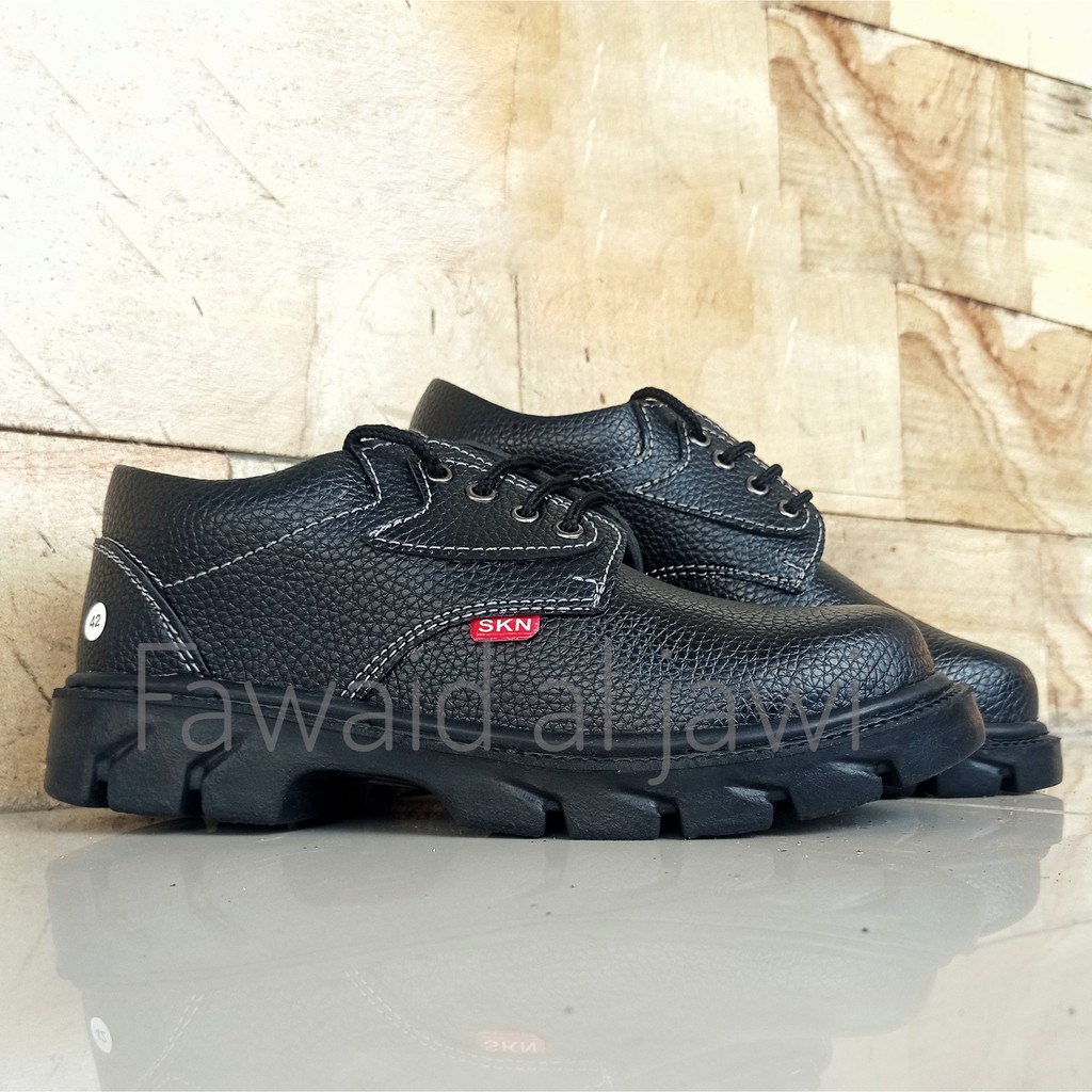 Sepatu Shoes Safety Kulit King SKN Ujung Besi Kerja Pabrik Proyek Las Dapur Kitchen Bengkel Murah