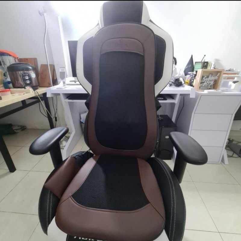 Lexata Kursi Pijat Shiatsu 3d 01 - Hitam/cokelat