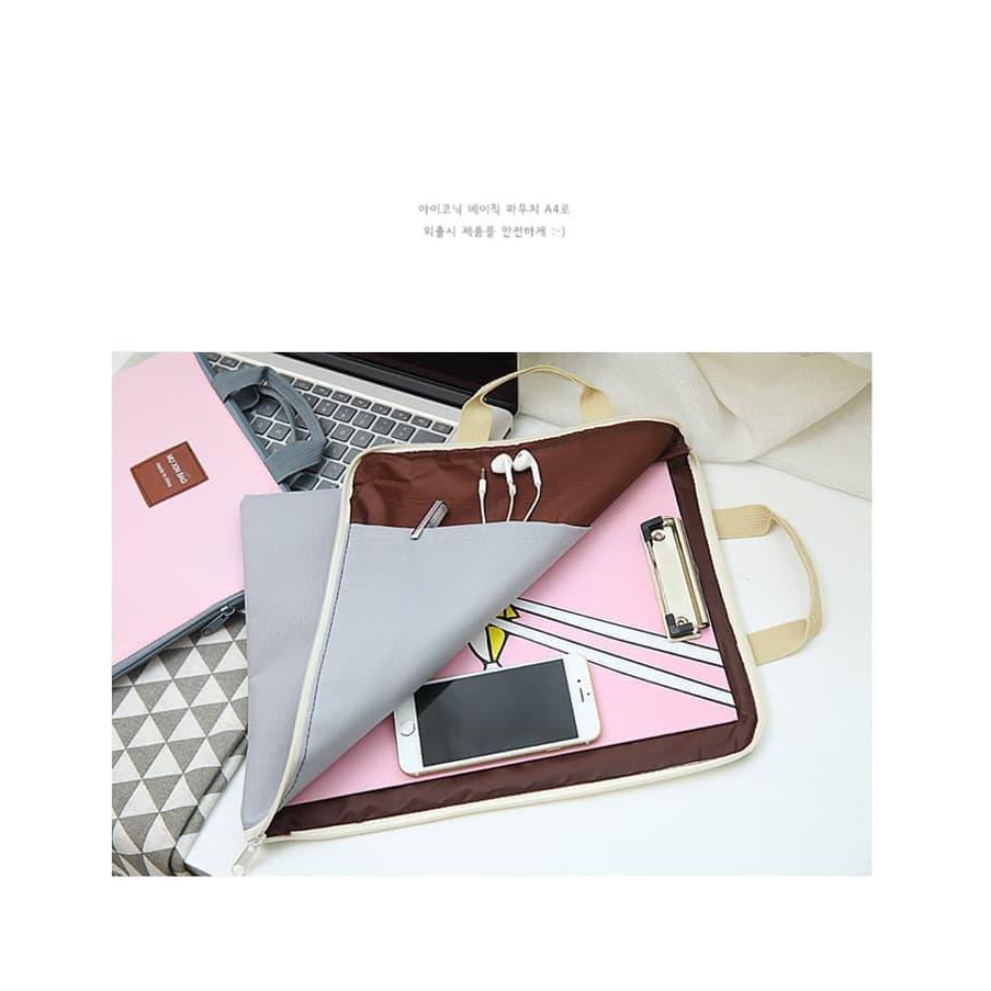

Sangat Murah Kantong/Map A4/ Tas Laptop Kain It's My Favourite One Dengan Tali - Navy Kualitas