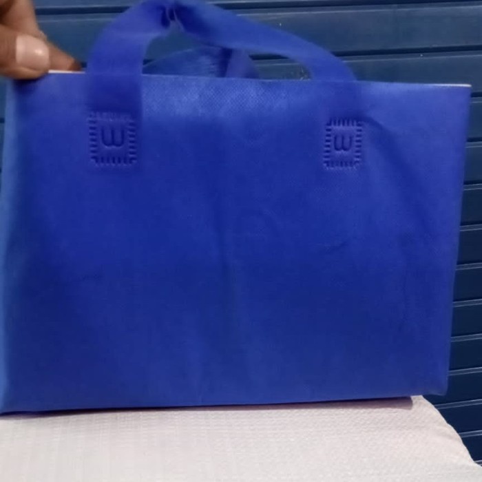 

✨ BISA COD ✨ tas besek spunbond 33x33 + tas box holand + harga perlusin - Cream