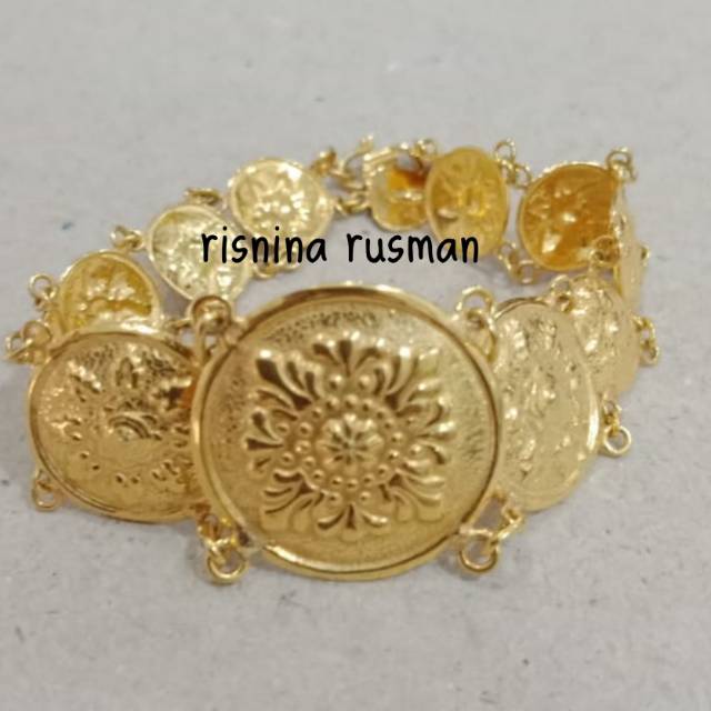 Gelang koin kombinasi Emas muda berlapis Emas murni emas graman.untuk stok silahkan chat