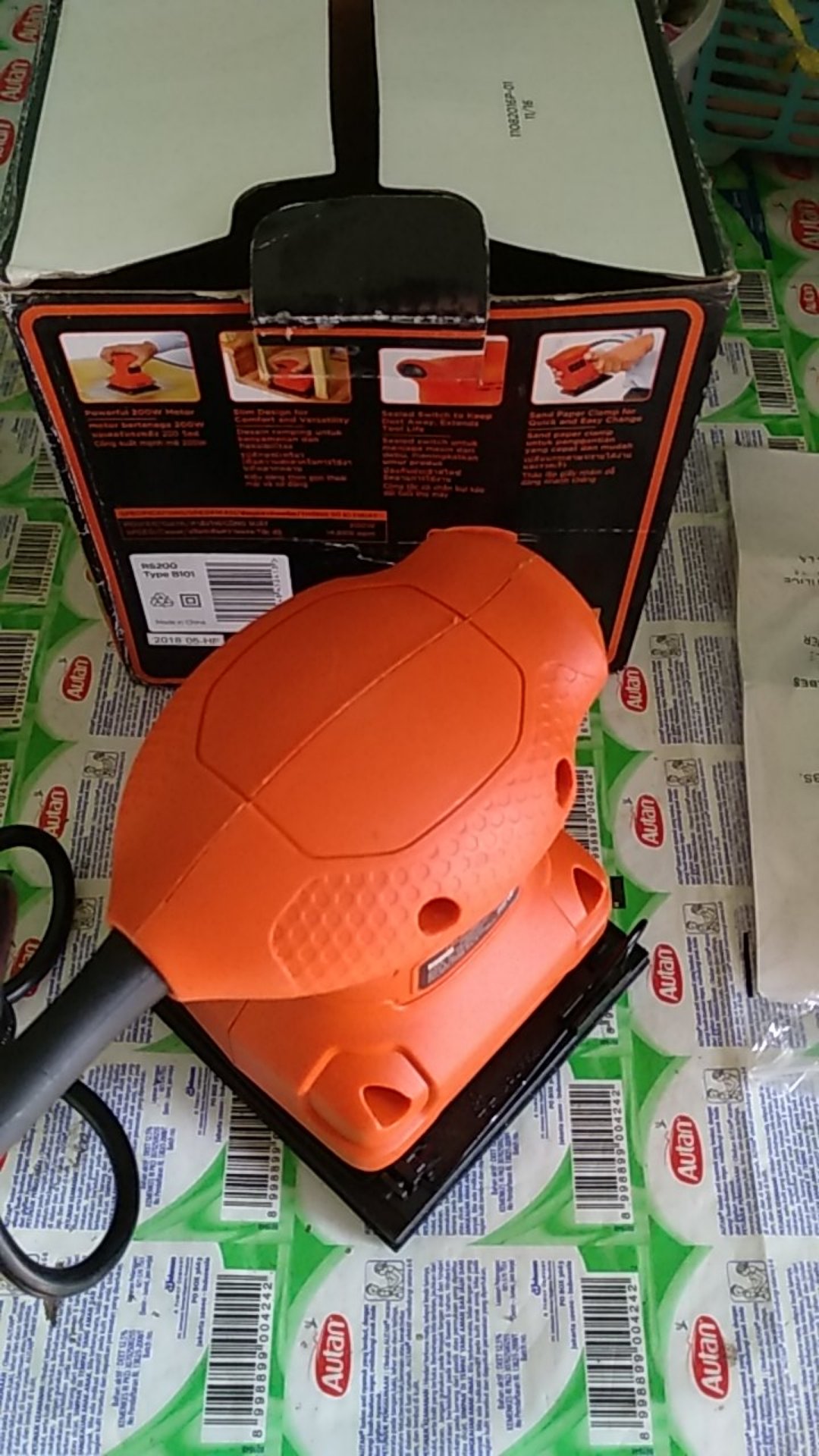 Mesin Amplas / Sander Black & Decker Sander Blackdecker