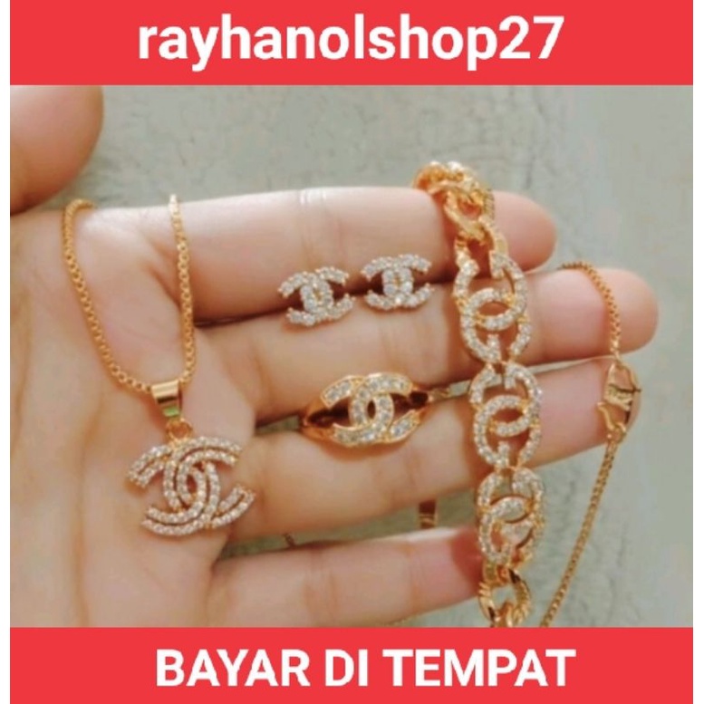 perhiasan wanita titanium xuping anti karat pilihan model dan motif nya mewah satu set lapis mas 24K