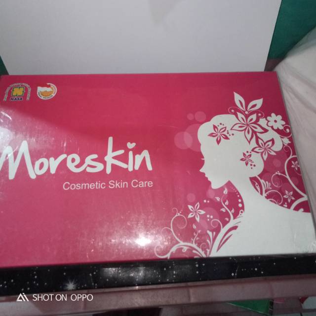 PAKET WAJAH Glowing Moreskin nature |facial wash|toner|serum|day n night cream