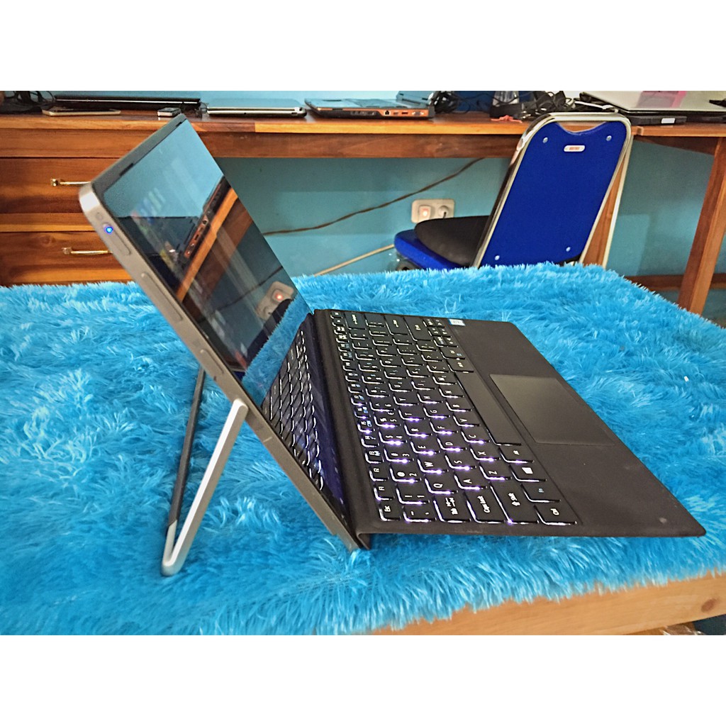 Acer Switch Alpha 12 (SA5 - 271) i7 - 6200U - SSD 500GB - RAM 8GB