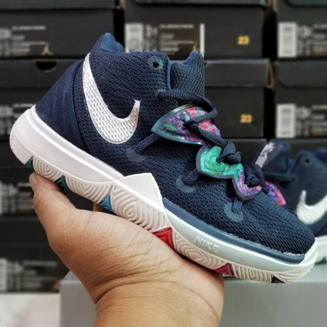 kyrie 5 eye