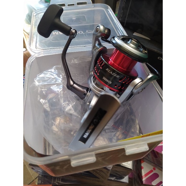 REEL MAGURO BLAZER 3000CB