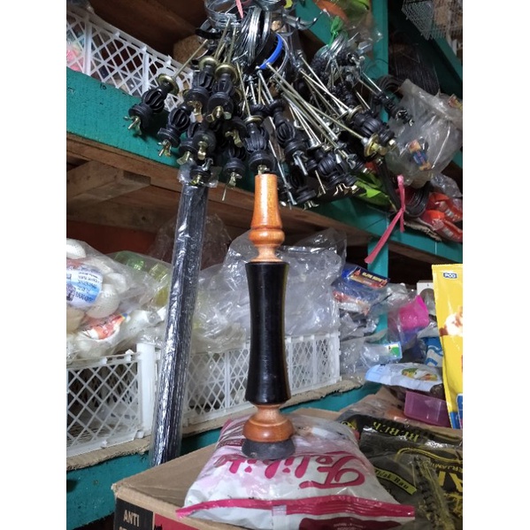 Pion kandang pleci..kayu motip.