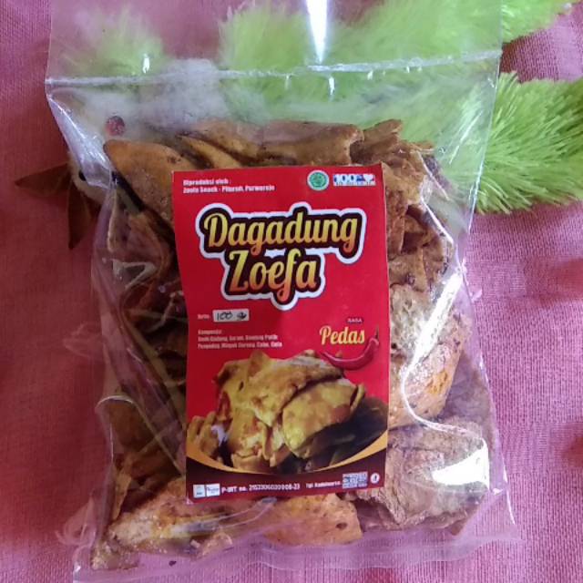 

KERUPUK GADUNG / KRUPUK GADUNG / KERIPIK GADUNG / KRIPIK GADUNG / DAGADUNG ZOEFA RASA PEDAS KRIUK